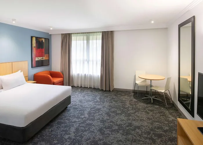 Mercure Brisbane Garden City