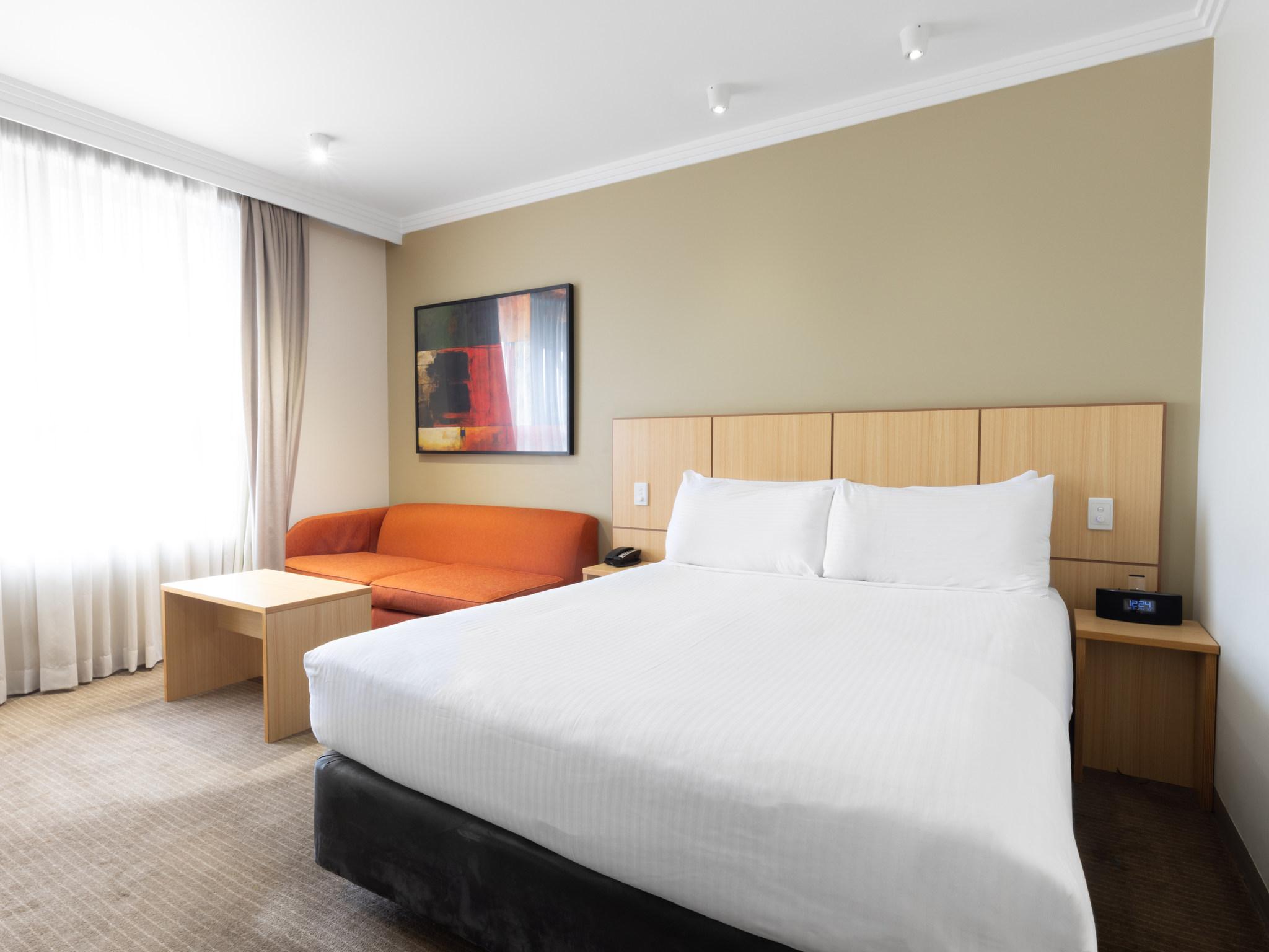 Mercure Brisbane Garden 4*