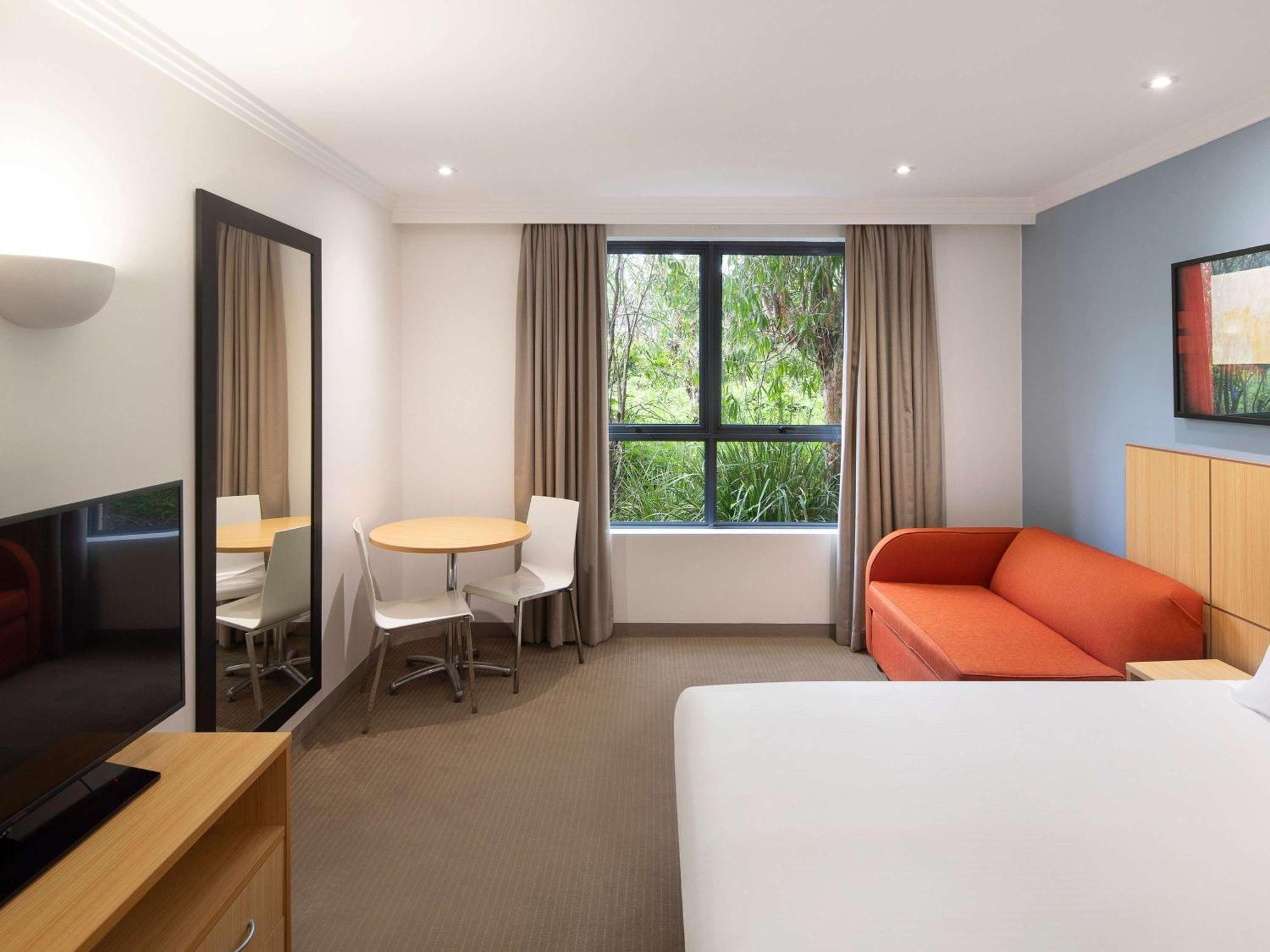 Hotel Mercure Brisbane Garden 4*
